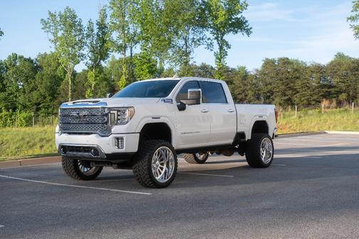 White 2020 GMC Sierra 2500 Denali