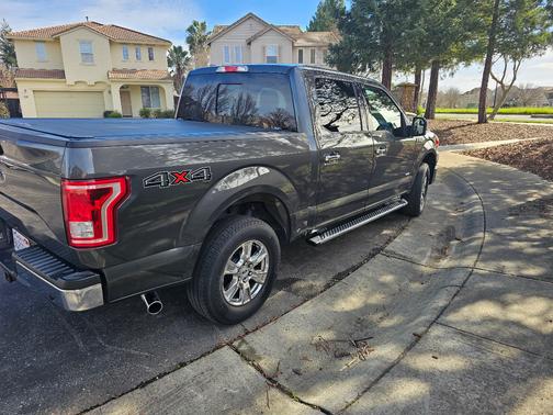 Gray 2016 Ford F-150 XLT
