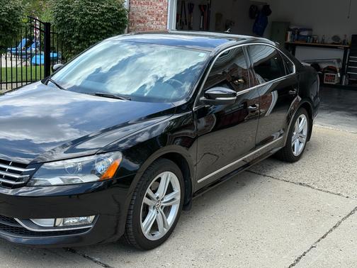 2013 Volkswagen Passat 3.6 SEL Premium
