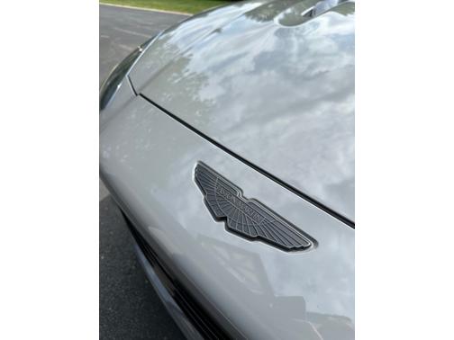 2021 Aston Martin DBX Base