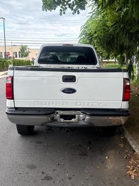 White 2004 Ford F-350 XL Crew Cab Super Duty