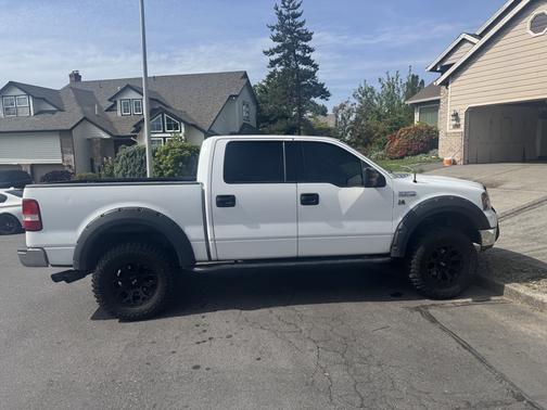 2004 Ford F-150 Lariat SuperCrew