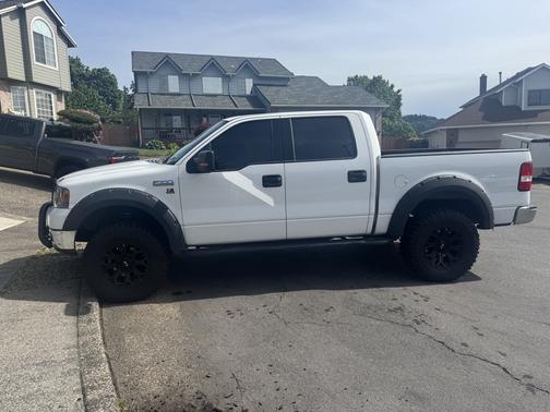 2004 Ford F-150 Lariat SuperCrew