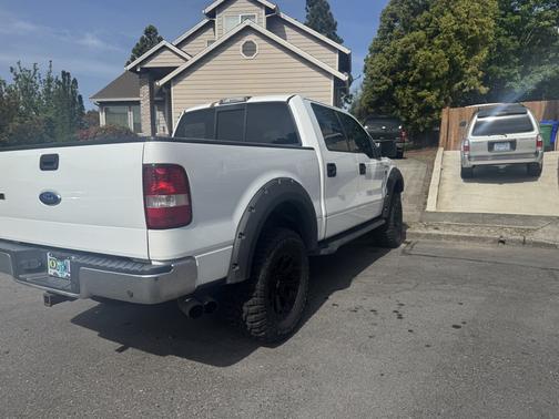 2004 Ford F-150 Lariat SuperCrew