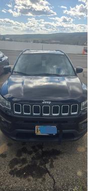 Black 2018 Jeep Compass Latitude