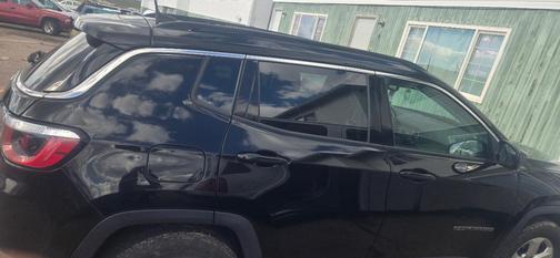 Black 2018 Jeep Compass Latitude