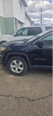 Black 2018 Jeep Compass Latitude