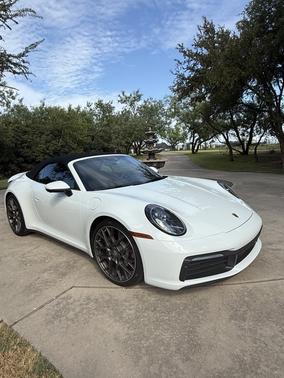 2022 Porsche 911 Carrera