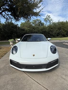 2022 Porsche 911 Carrera