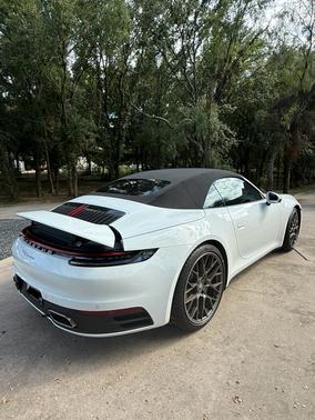 2022 Porsche 911 Carrera