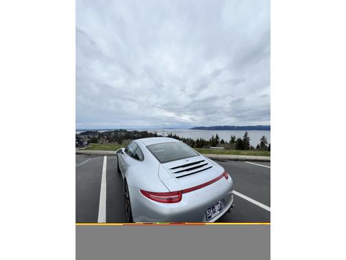 2014 Porsche 911 Carrera 4