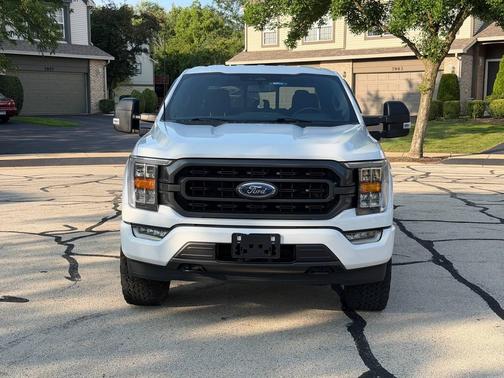 White 2022 Ford F-150 XLT