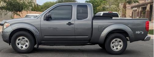 Gray 2021 Nissan Frontier SV