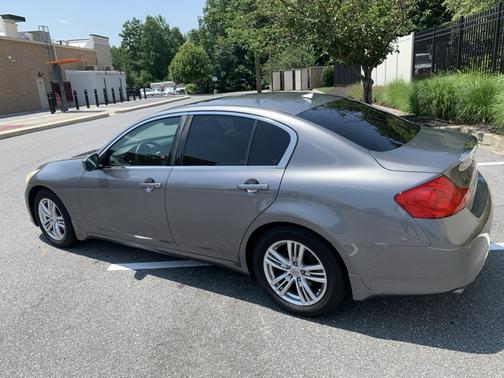 2012 INFINITI G37 Journey