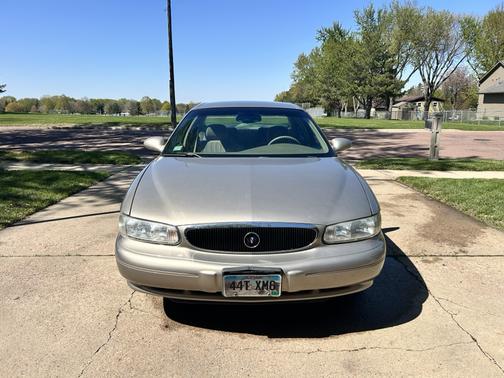Gold 2001 Buick Century Custom