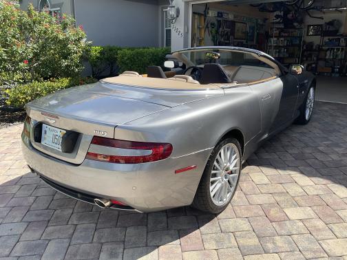 2009 Aston Martin DB9 Volante