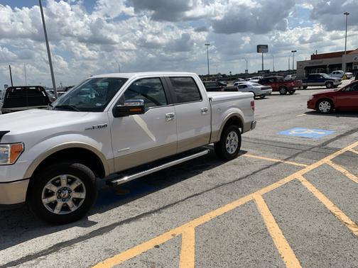 White 2012 Ford F-150 Lariat