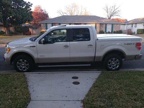 White 2012 Ford F-150 Lariat