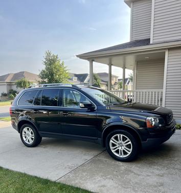 2011 Volvo XC90 3.2
