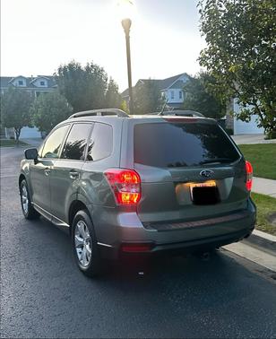 Green 2015 Subaru Forester 2.5i Premium