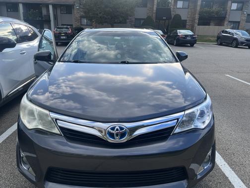 2012 Toyota Camry Hybrid XLE
