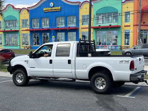 2002 Ford F-250 XLT Crew Cab Super Duty