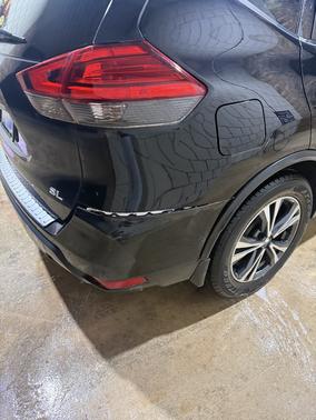 Black 2017 Nissan Rogue SL