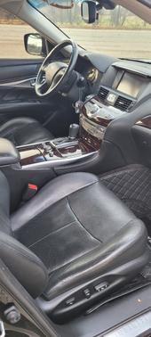 2012 INFINITI M37 x