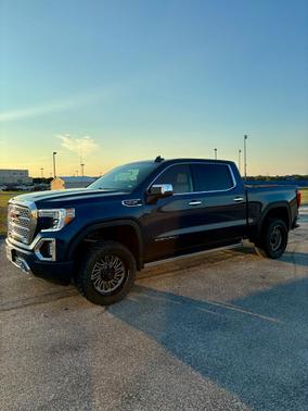 Blue 2021 GMC Sierra 1500 Denali