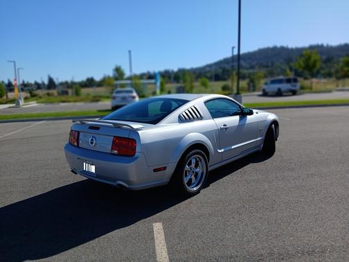 Silver 2007 Ford Mustang GT