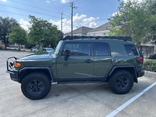 2011 Toyota FJ Cruiser Base