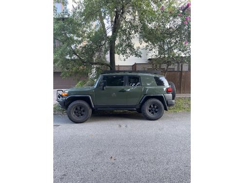 2011 Toyota FJ Cruiser Base