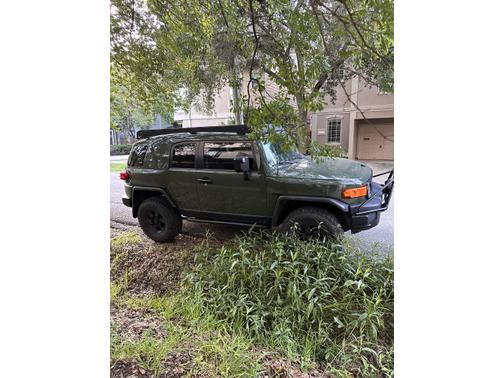 2011 Toyota FJ Cruiser Base