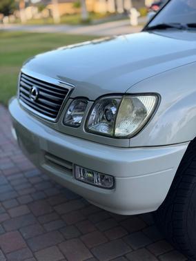 2000 Lexus LX 470 Base