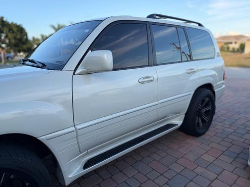 2000 Lexus LX 470 Base