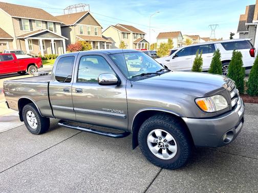 Gray 2003 Toyota Tundra SR5