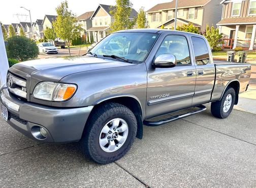 Gray 2003 Toyota Tundra SR5