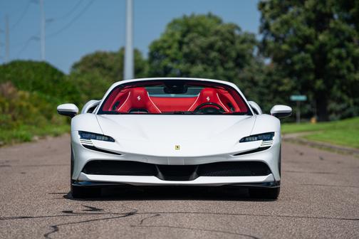 2023 Ferrari SF90 Spider Base