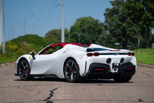2023 Ferrari SF90 Spider Base