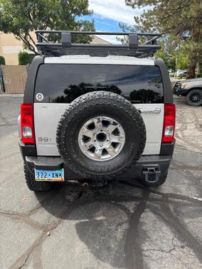 Silver 2010 Hummer H3 Base