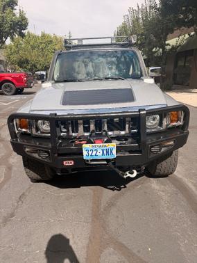 Silver 2010 Hummer H3 Base