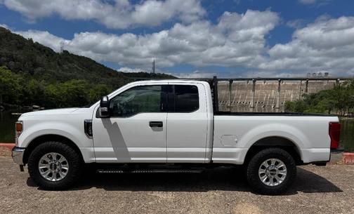 White 2020 Ford F-250 XLT