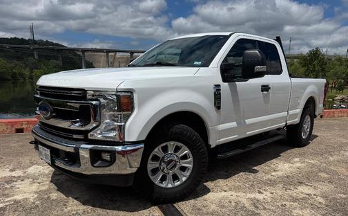 White 2020 Ford F-250 XLT