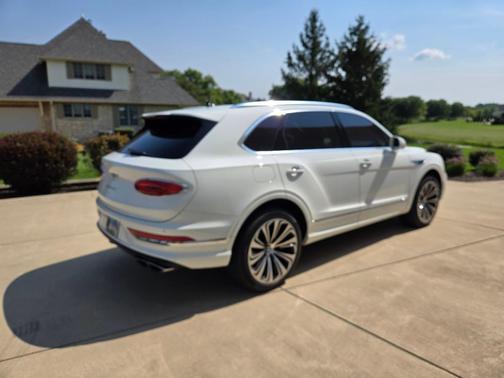 2021 Bentley Bentayga V8