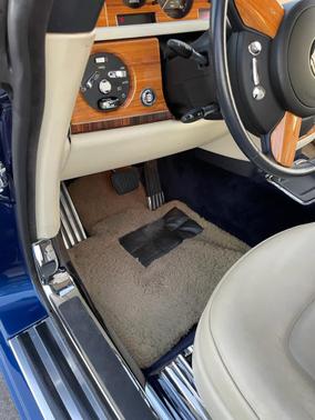 2010 Rolls-Royce Phantom Drophead Coupe Base