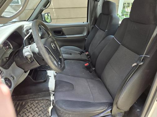 2009 Mazda B2300 Base