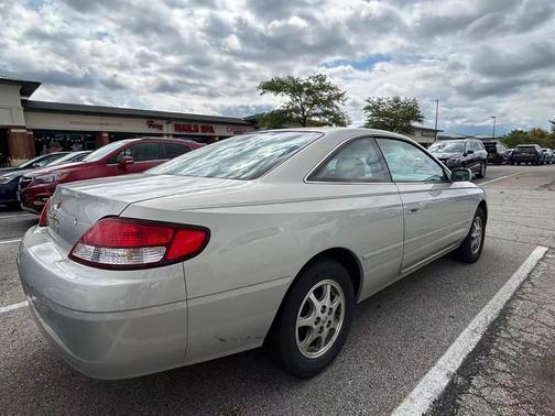Silver 2000 Toyota Camry Solara SE