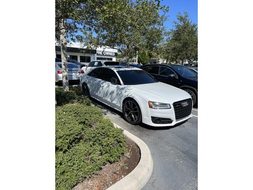 2017 Audi S8 4.0T Plus