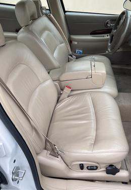 White 2005 Buick LeSabre Limited