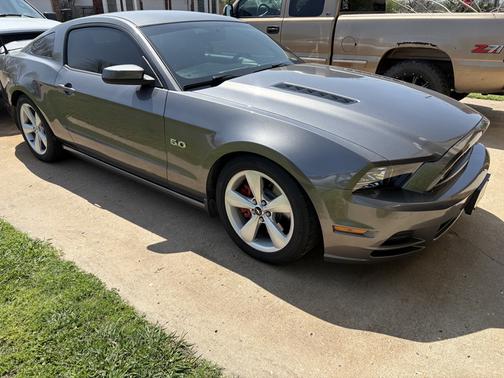 2014 Ford Mustang GT Premium